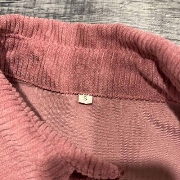 Mauve corduroy oversized tortoise button up top - small - Picture 7 of 8